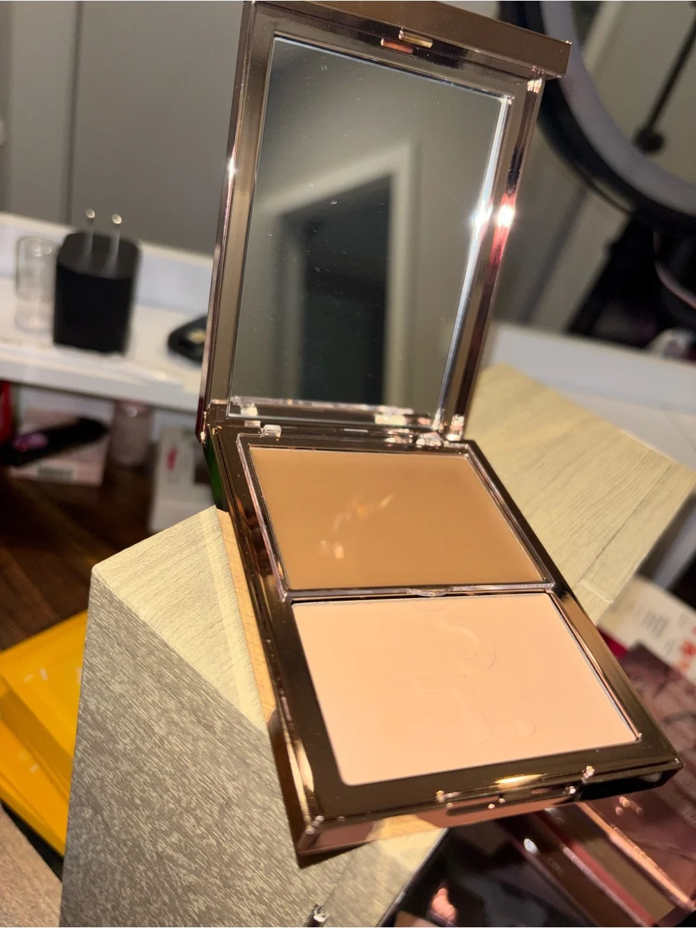 NIB Patrick Ta Medium 1 Foundation